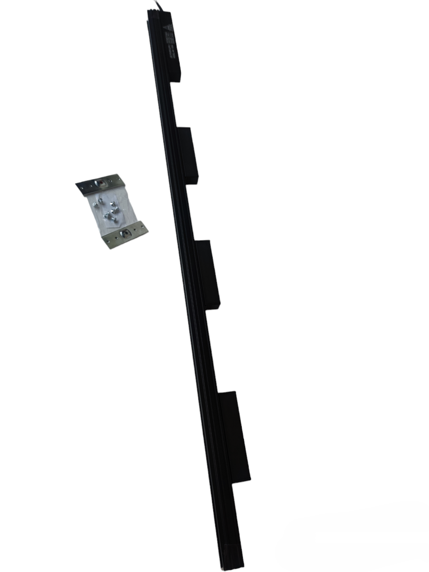 Magnetic Track Light 1 Meter with 3pcs 6W Grille Type Warm White with 100W Power Supply 220V ( ILLUMIQ TERRA) 26mm Track