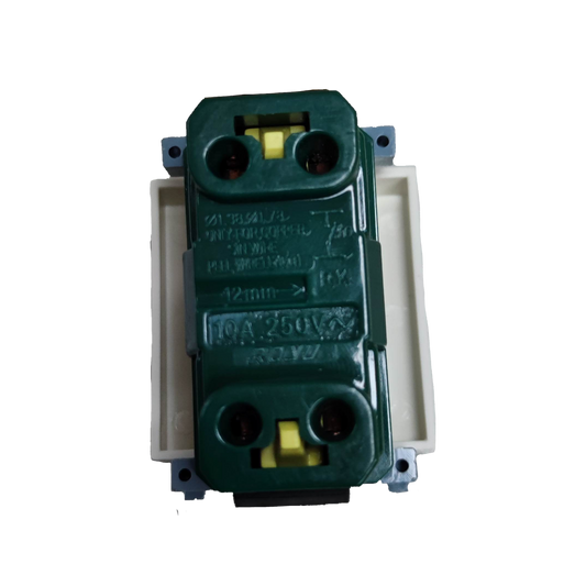 Royu 1 way switch square device with dual sockets for reliable electrical connections