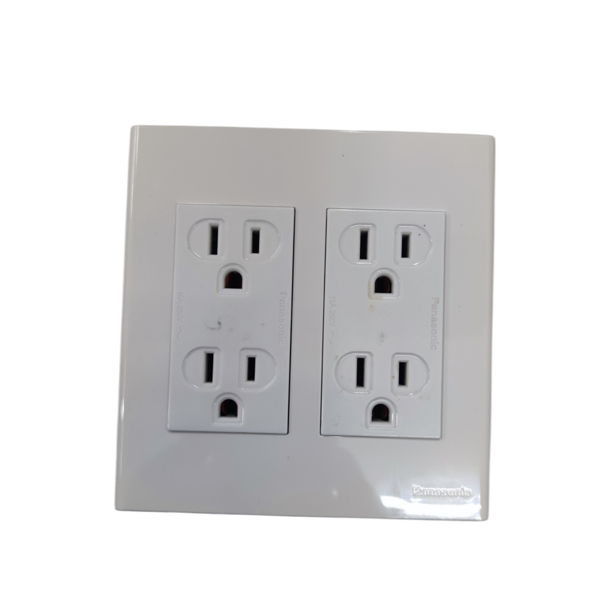 Panasonic 4 Gang Flat Pin Outlet with Ground 16A 220V WEG6806+(2XWEG1512-5)+Utility Box