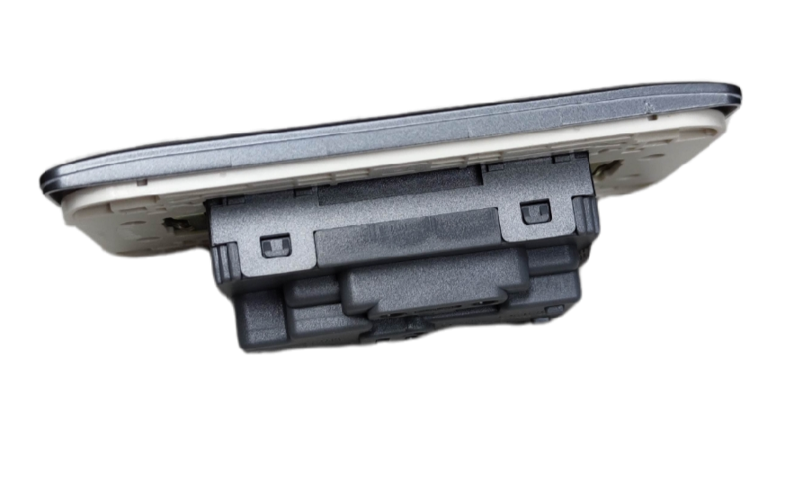 Omni Duplex Universal Outlet with Ground and Plate ( Designer Series) Graphite DWG-402G+DWP-113G 16A 250V
