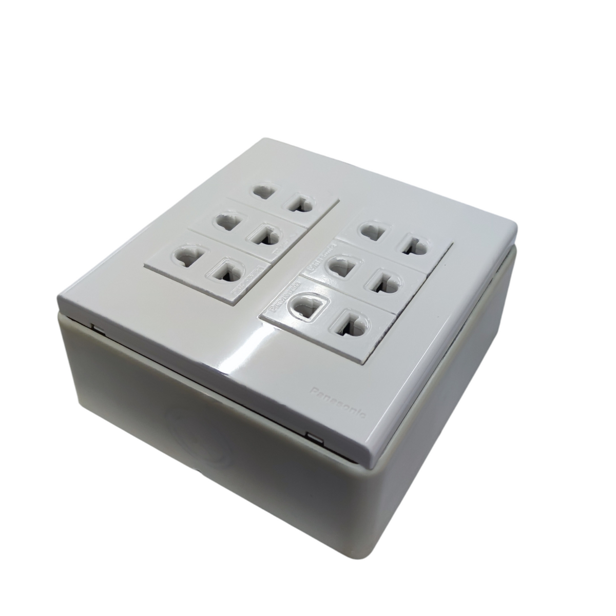 Panasonic 6 Gang Universal Outlet with Utility WEG6806+(6XWEG10919-5)+Utility