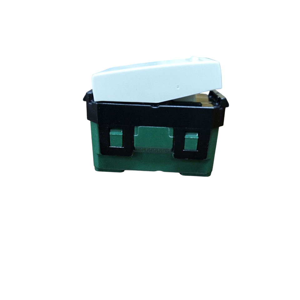 Panasonic 1 Way Switch Non Illuminated 16A 250V Refina Series, WEG5531