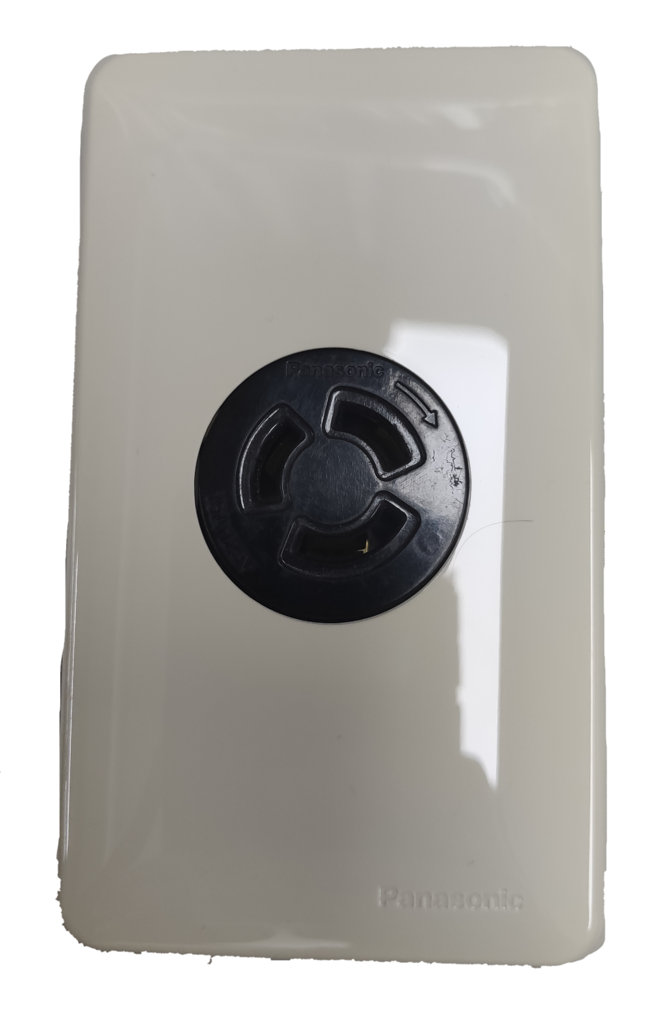 Panasonic 15A P Twist Lock Outlet with Plate 2P+E (3P) 125V (ML-1) WF2315 and WNF6253W-8 , Twistlock Outlet with Plate 15A 2P+E