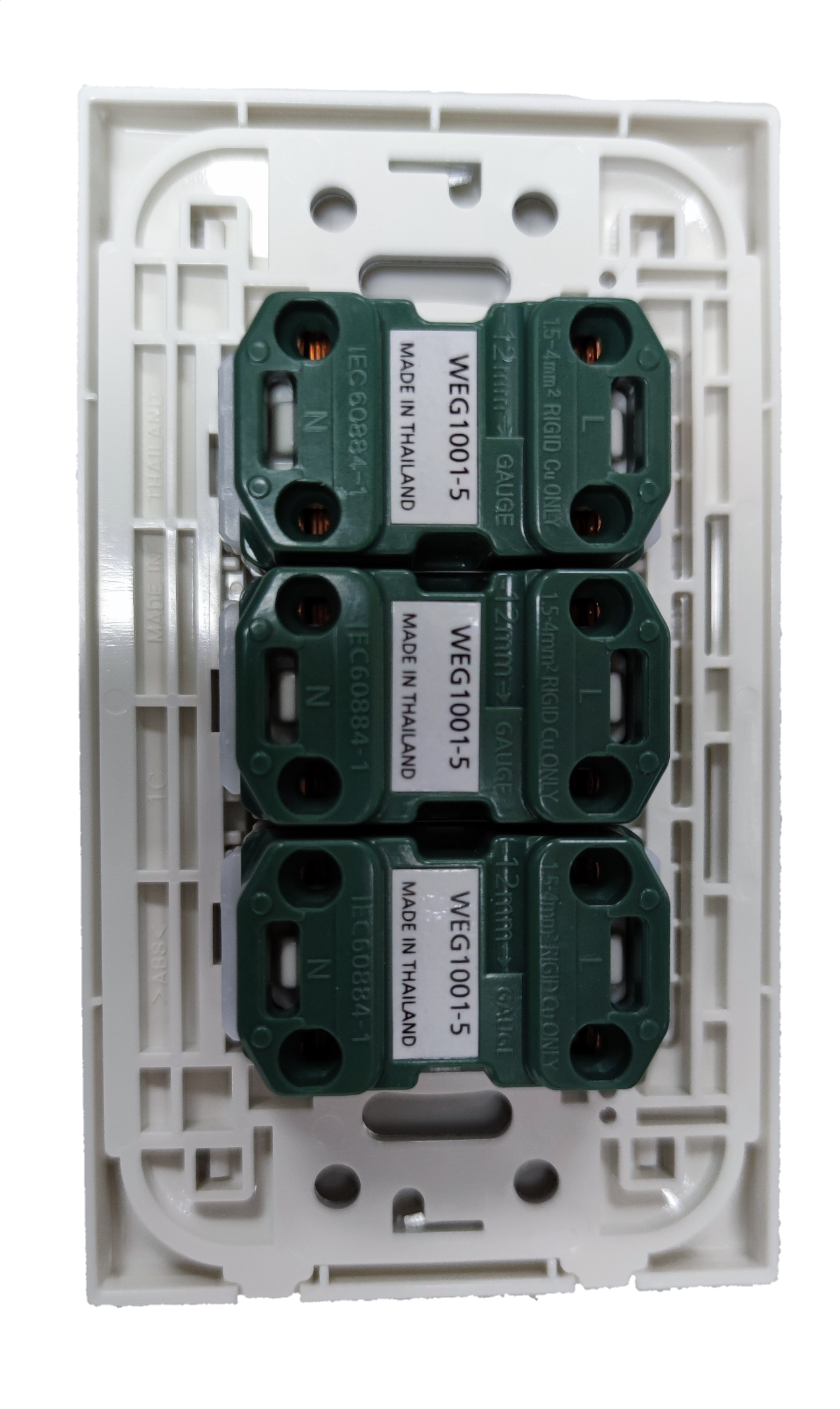 Panasonic 3 Gang Outlet, Convenience Outlet Flat Pin, C.O. Outlet Wall Outlet WEG1001-5(3PCS) / WEG6803
