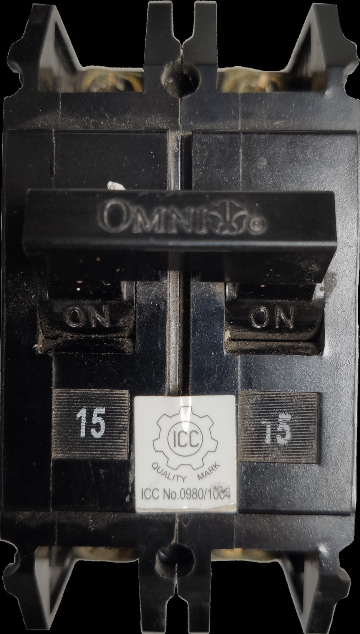 Omni 15A Circuit Breaker Bolt-on Type 2Pole 15A 2P Circuit Breaker