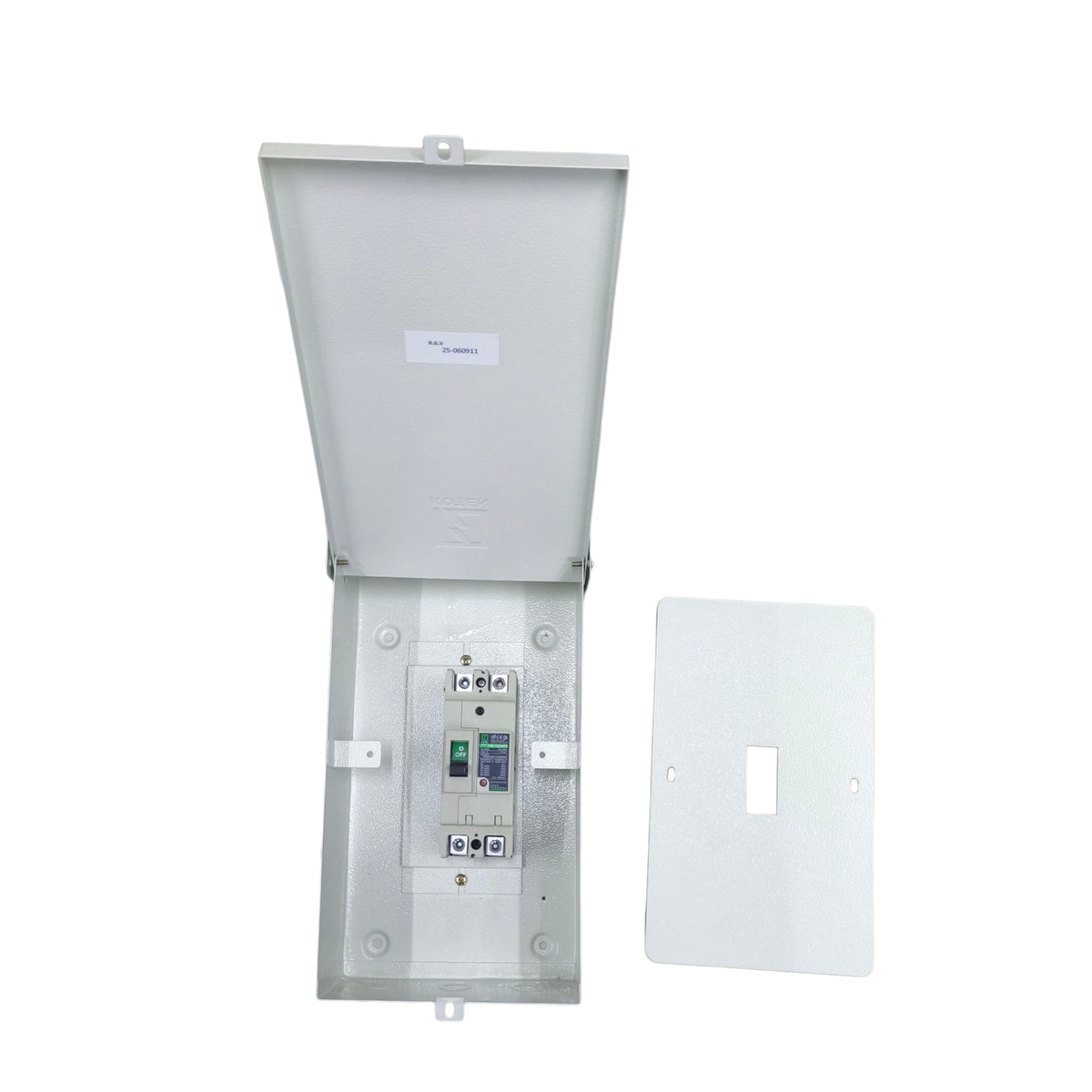 Koten 75A industrial circuit breaker outdoor with protective cover and internal components for safe electrical use