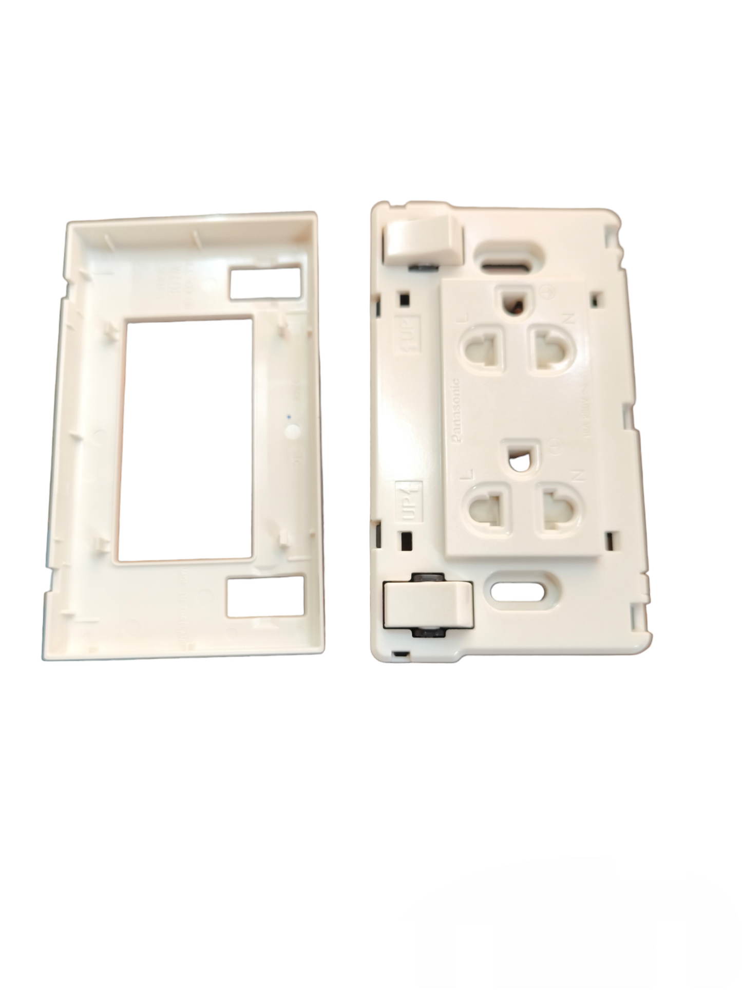 Panasonic Duplex Universal Outlet 16A 250V with Ground and Plate with Individual Switch Control WEGP1282-5
