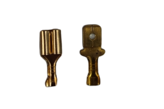 8mm spade terminal connector Male and Female gold-plated for secure electrical connections