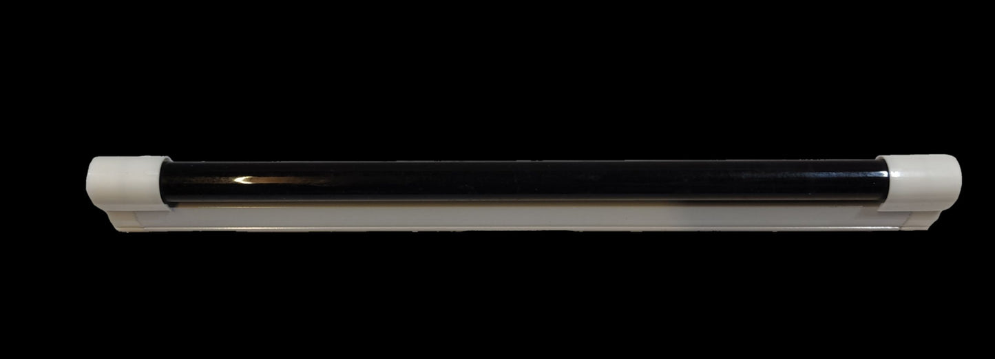 8W T5 black light fluorescent tube black light bulb from China with white end caps