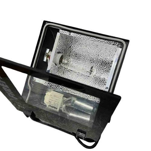 Firefly 70W Metal Halide Flood Light with 70W Metal Halide Bulb