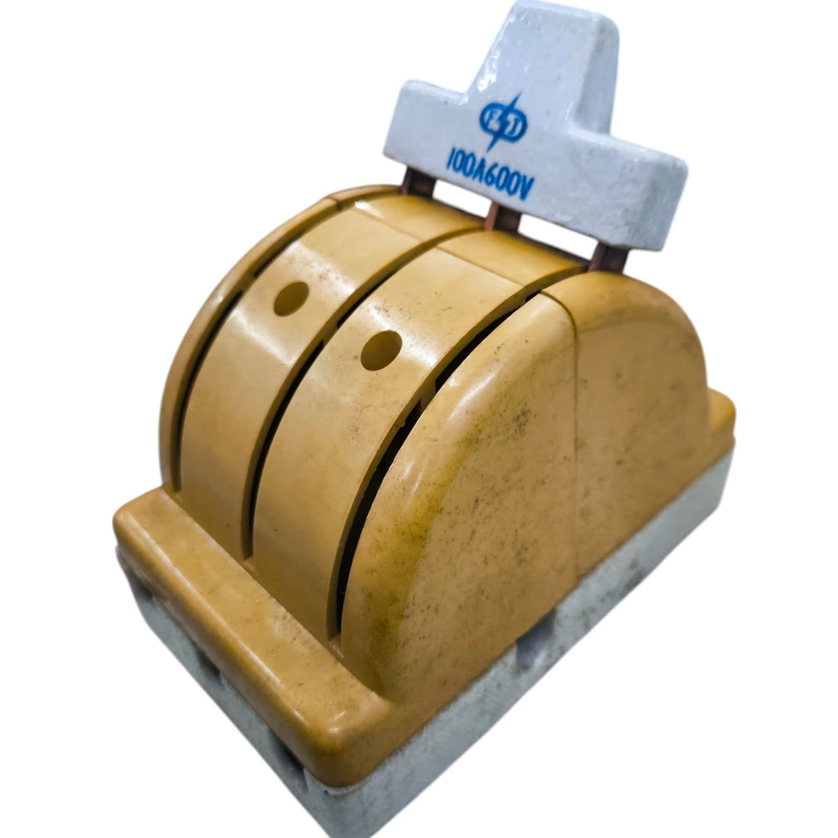 Taiyou 100A porcelain knife switch in yellow with durable insulation for electrical applications