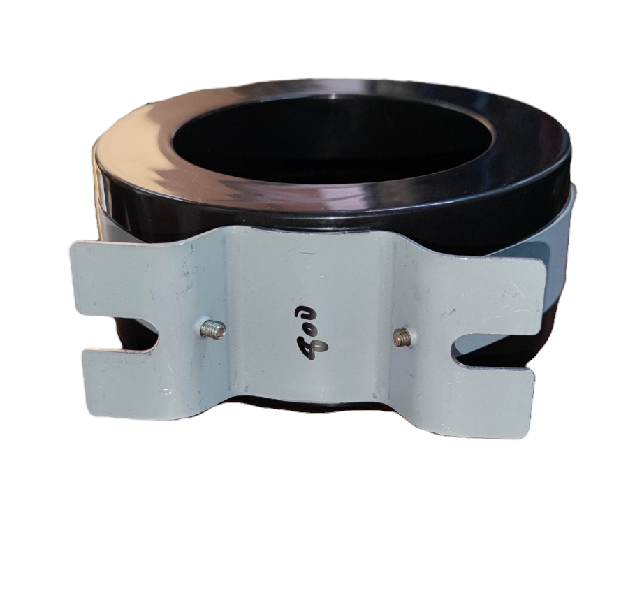 Auspicious 800A 5A current transformer with metal mounting brackets for electrical applications