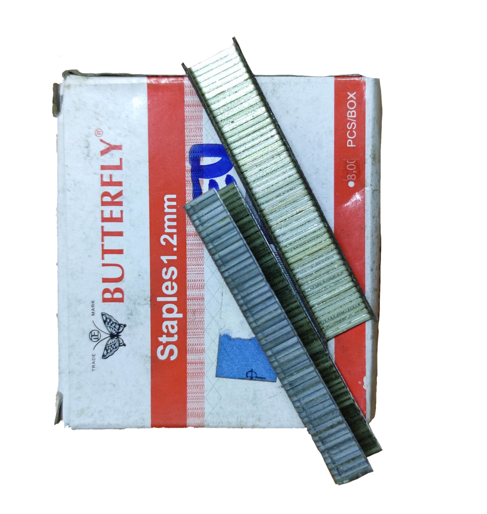 Butterfly staples box with loose metal strips on top 1.2mm showing 500pcs box staple wires for office use