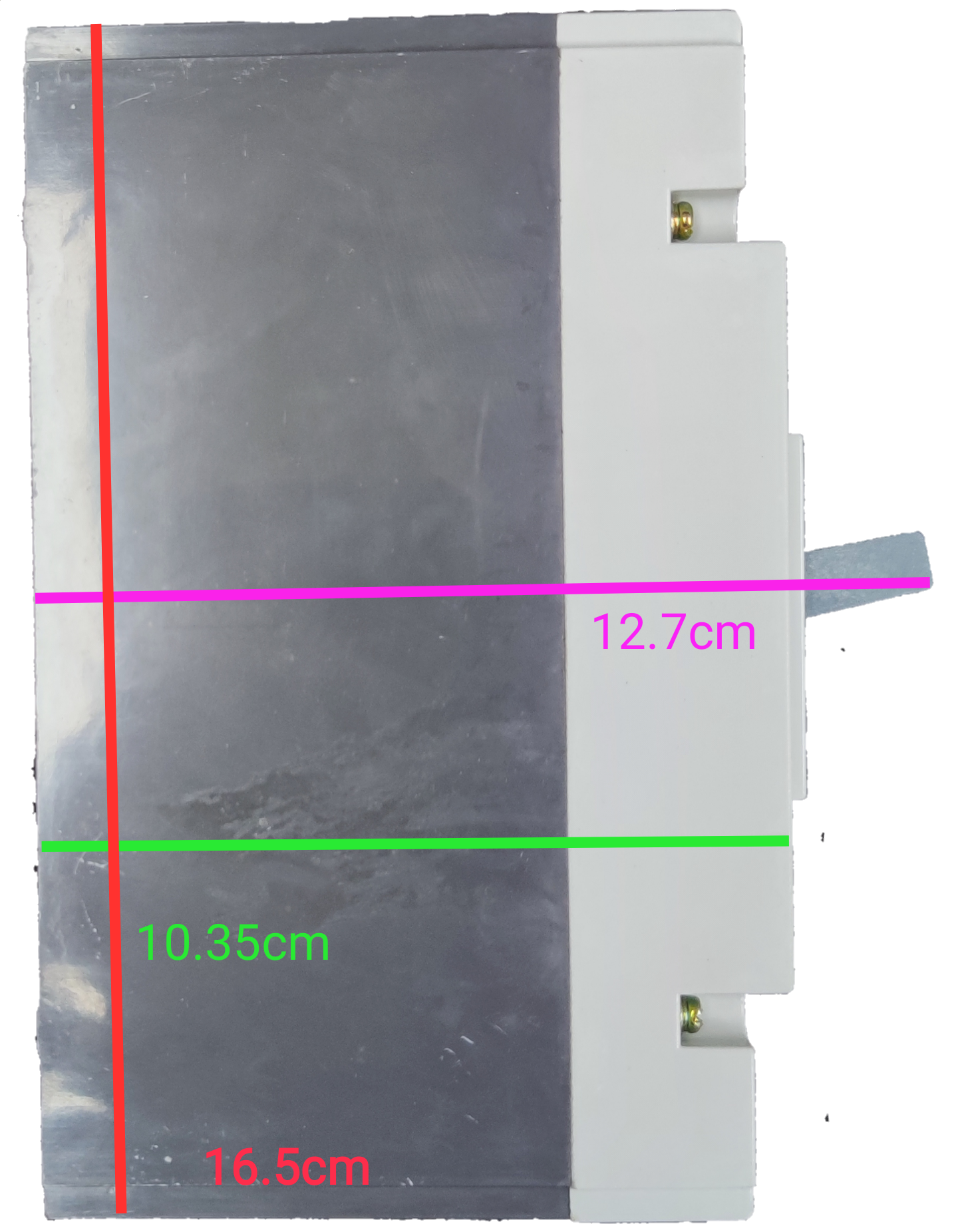 Chint 200A industrial circuit breaker 65Kaic with dimensions of 16.5cm height and 12.7cm width