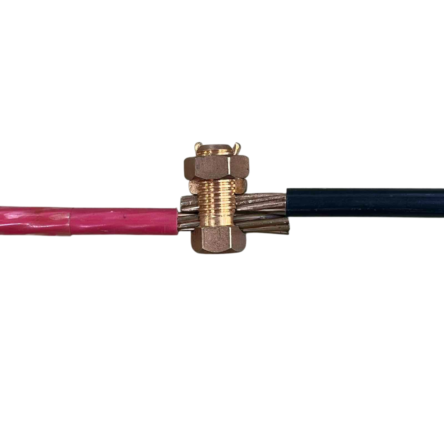 Solderless Connector 1 Bolt 5.5-14MM joining red and black stranded wires with brass clamp for electrical circuitry