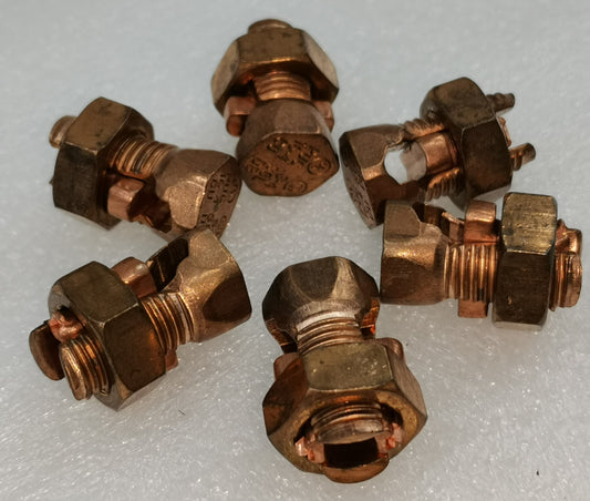 Local Solderless Connector 1 Bolt 8-22MM copper brass connectors set on foam for electrical circuitry repairs