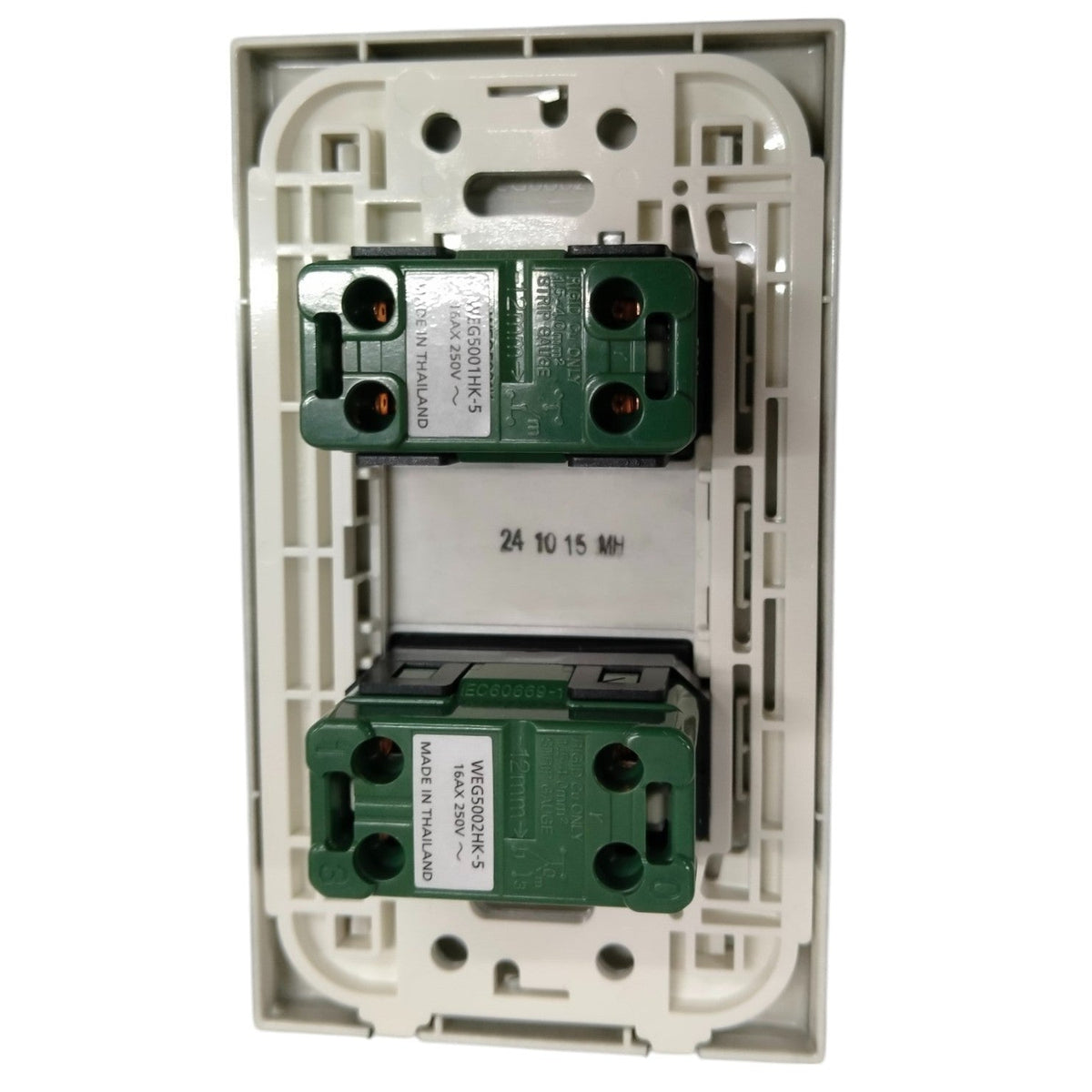 Panasonic 2 Gang Combination Switch,3 Way Switch and 1 Way Switch 16A 250V with Plate Cover Metallic Gray WEG6802MH-1/WEG5002HK-5/WEG5001HK-5