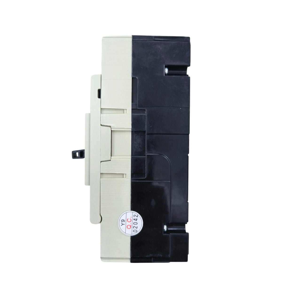 Koten Circuit Breaker for Electx Electrical Supply with durable casing and reliable protection features