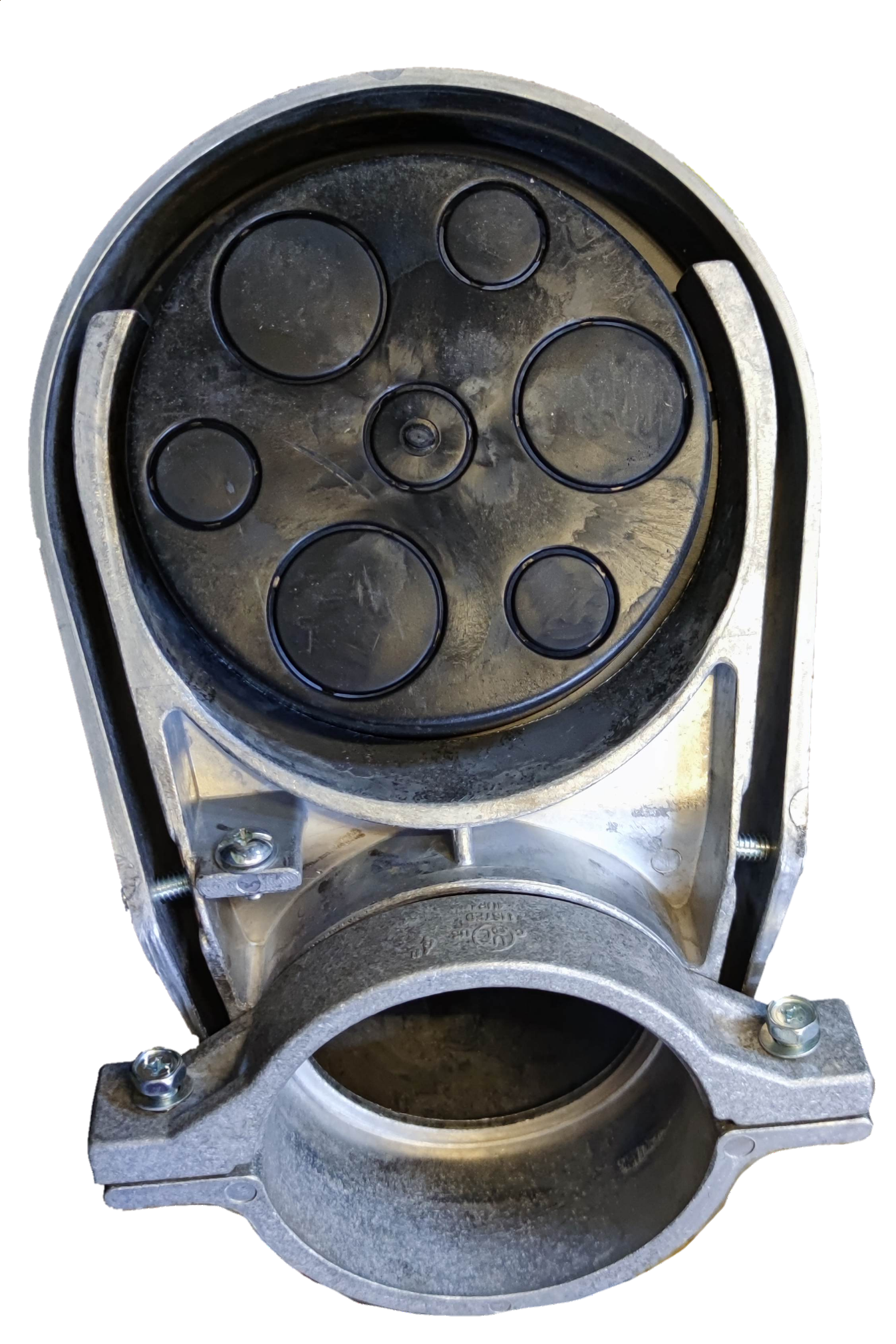 Local vendor Entrance Cap 114mm EMT Clamp Type electrical conduit fitting made of metal