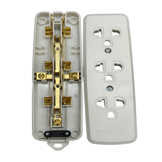 Royu 3 Gang Universal Outlet with 1 Gang Flat Pin Outlet 250V 10A REDOU503