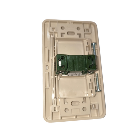 Omni 1 Gang 1 Way Switch 16A 250V with Plate Cover Classic WEP-101+WES-213