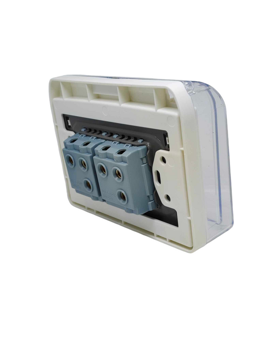 Grazen 3 way switch 16A 220V with three connection ports for efficient power control