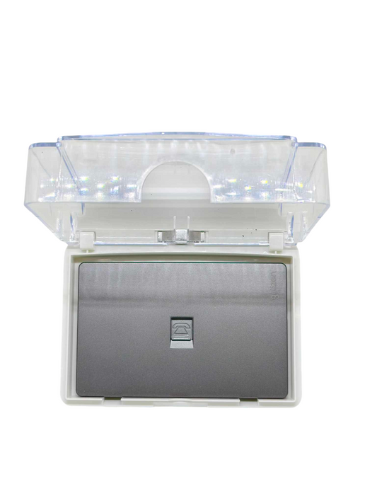 Grazen WC-019-W weatherproof plate with a clear cover for outdoor electrical safety