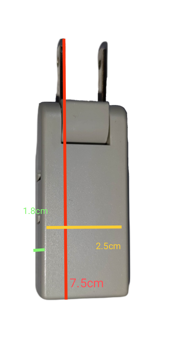 Omni 10A 250V electrical adaptor with compact design and standard plug for reliable electrical connections