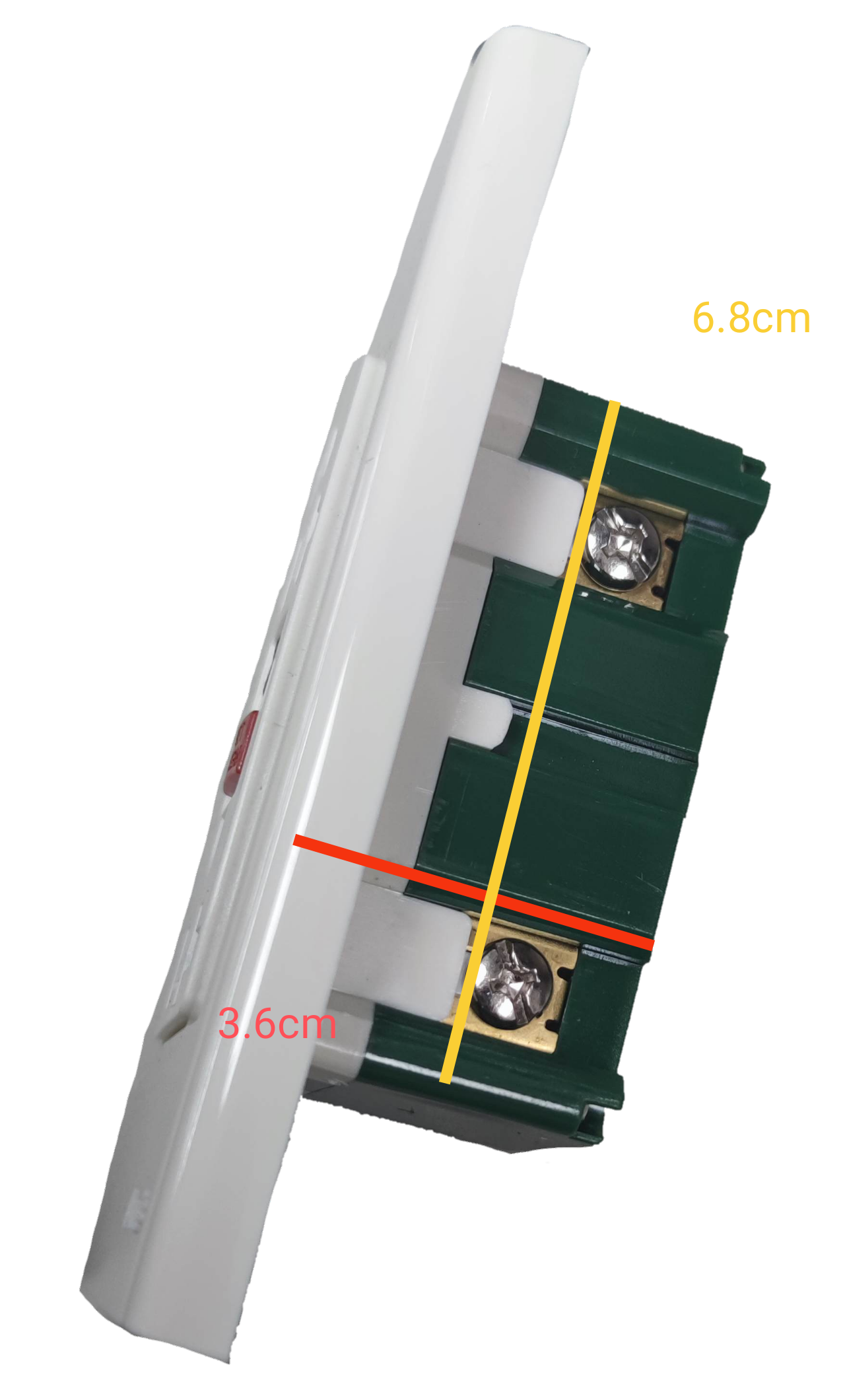 Omni GFCI outlet 20A 220V with green wiring terminals and safety features for electrical installations