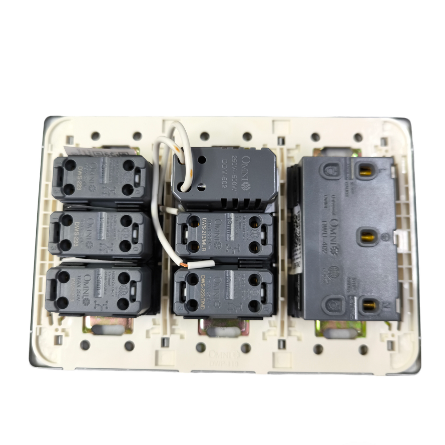 Omni Duplex Universal Outlet With Make up Room electrical component for Power Points Switches and Plugs