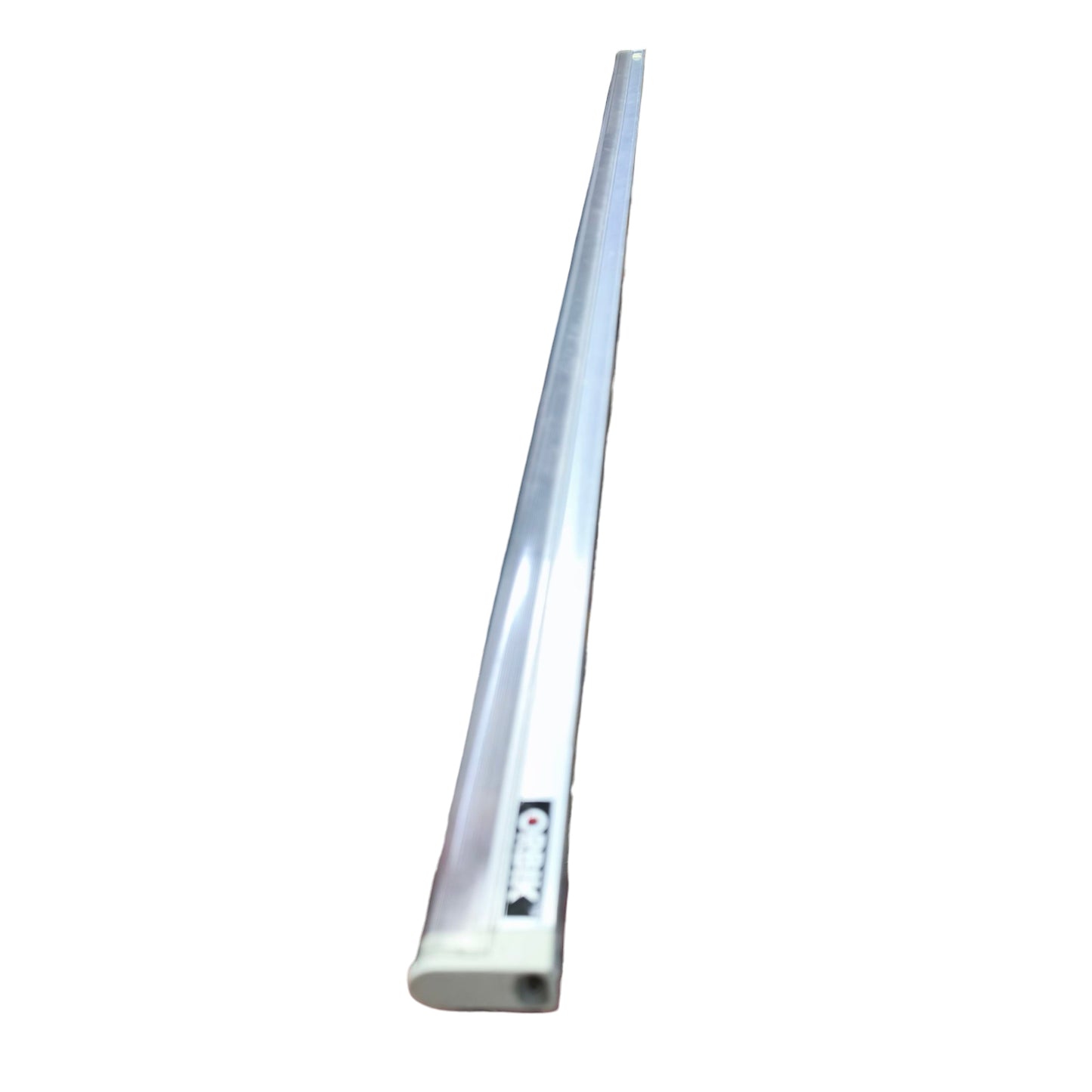 Orbik 28W T5 fixture with diffuser for bright and efficient lighting installation