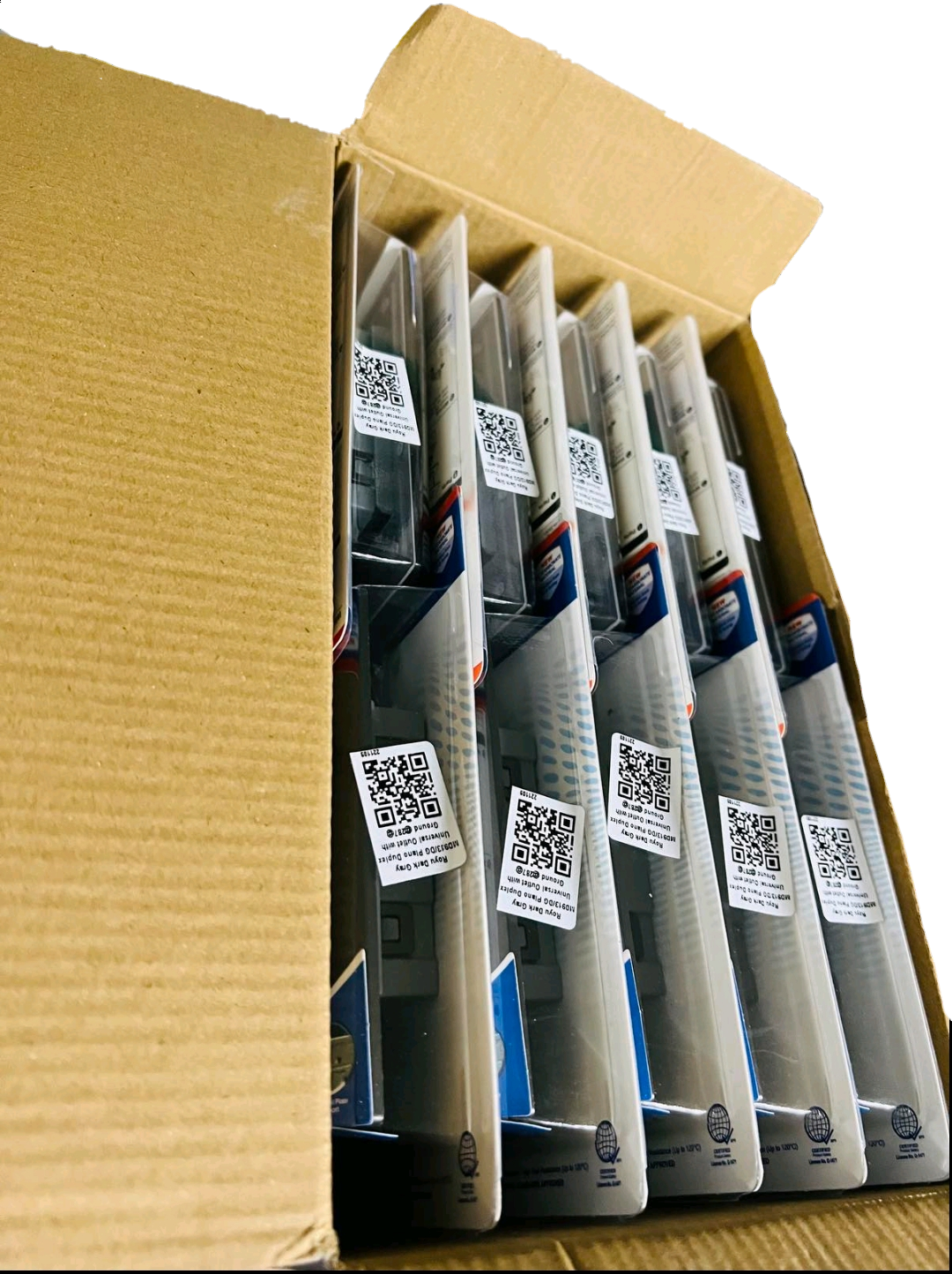 Royu Universal Outlet 15A 250V Dark Gray packaged in multiple units inside a cardboard box