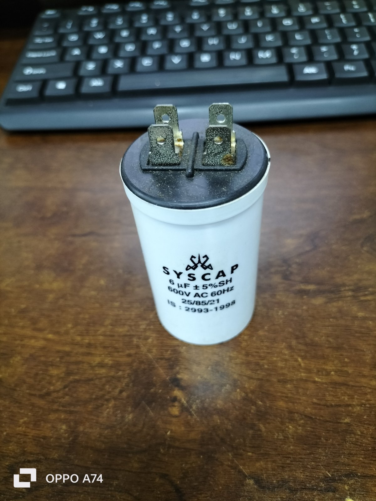 Syscap motor capacitor with 9 uF 5% 500V AC