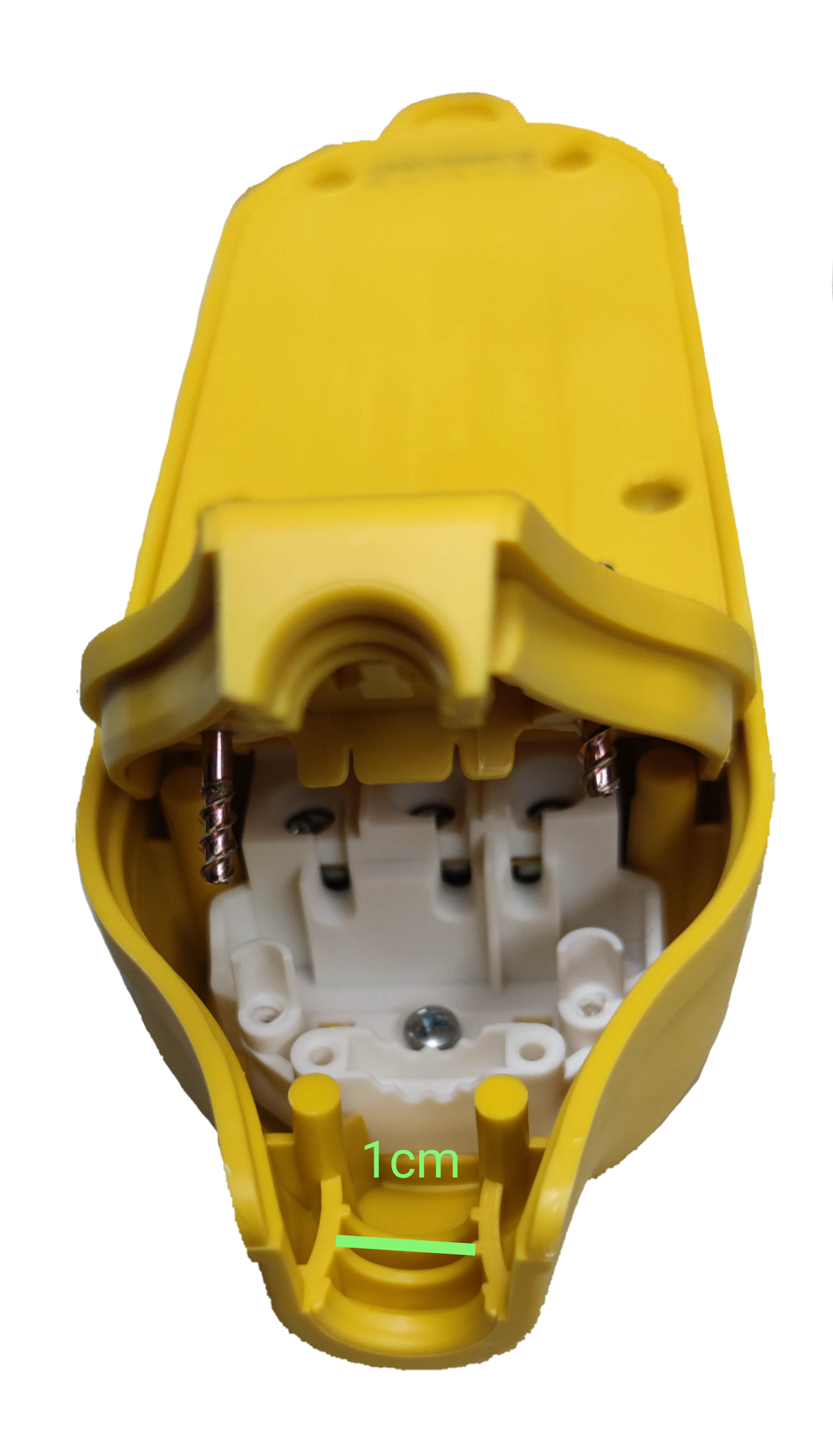 Bull 4 Gang Surface Type GNTP-C5 yellow power point plug casing with open internal view