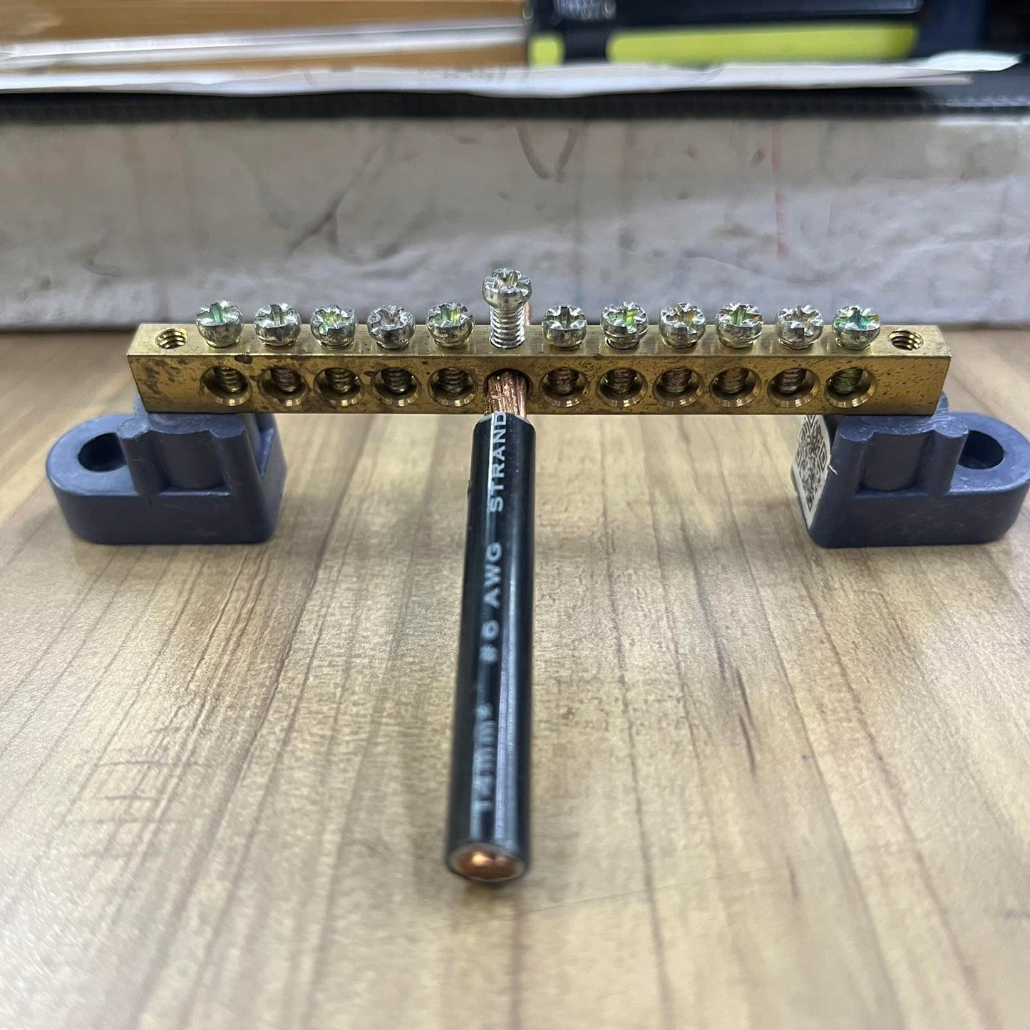 Grounding Terminal Bars, Grounding Terminal, Grounding Bus Bars 4 Holes, 6 Holes, 8 Holes, 10 Holes, 12 Holes, Grounding Bus Bars