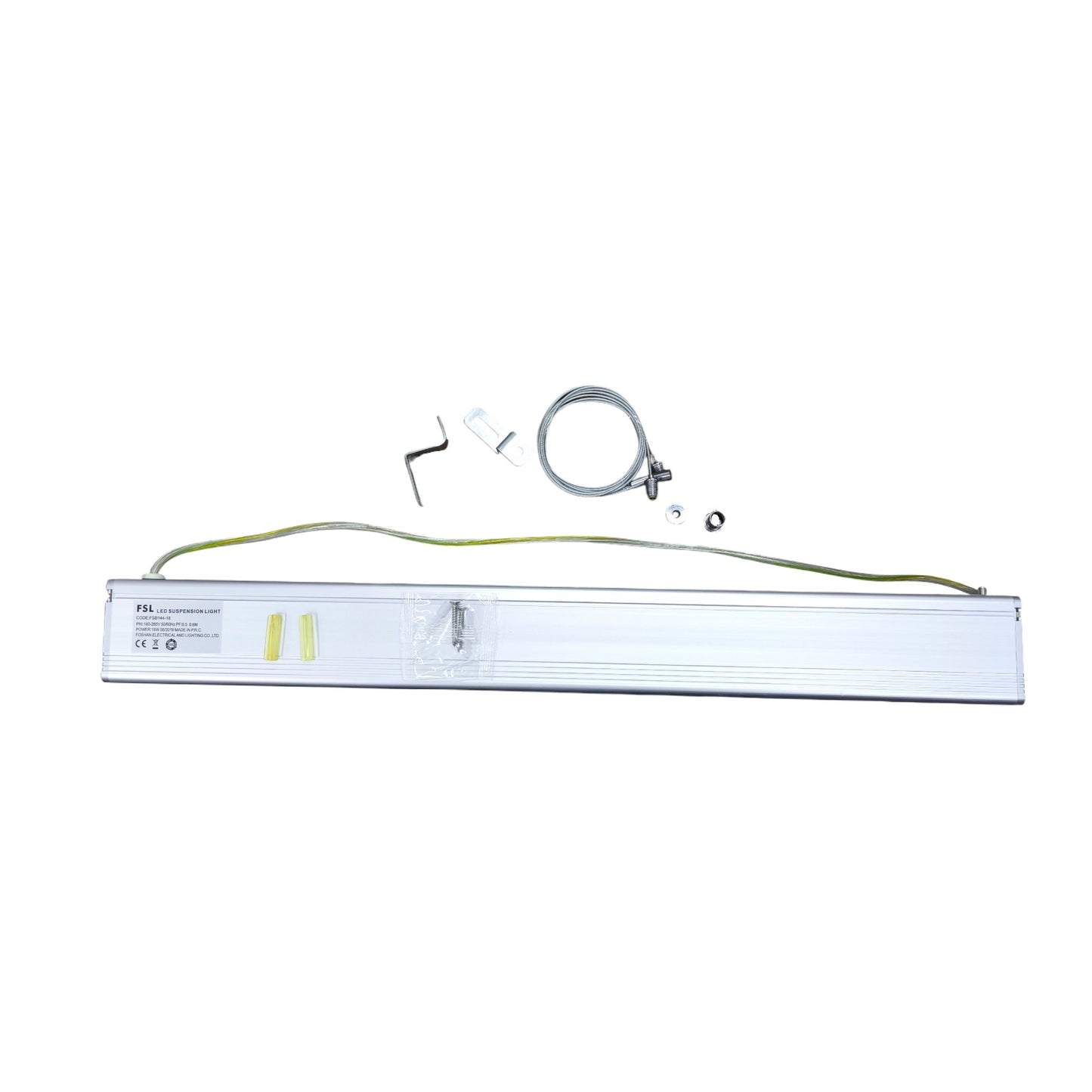 FSL 18W LED Linear Suspension Light 220V Cool White 4000K 1300 Lm Aluminum IP20 120 Beam Angle SSPL3C-18 600mm x 70mm x 70mm Pendant Mounting