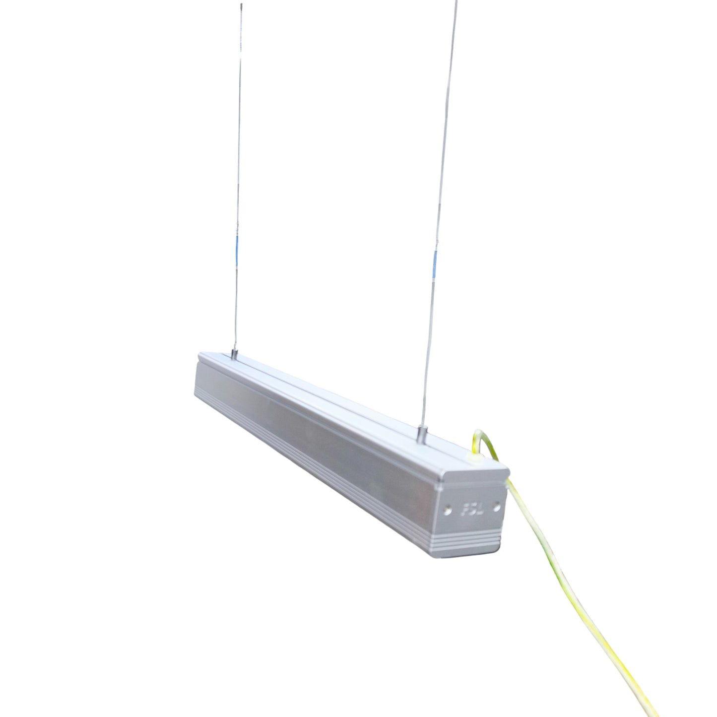 FSL 18W LED Linear Suspension Light 220V Cool White 4000K 1300 Lm Aluminum IP20 120 Beam Angle SSPL3C-18 600mm x 70mm x 70mm Pendant Mounting