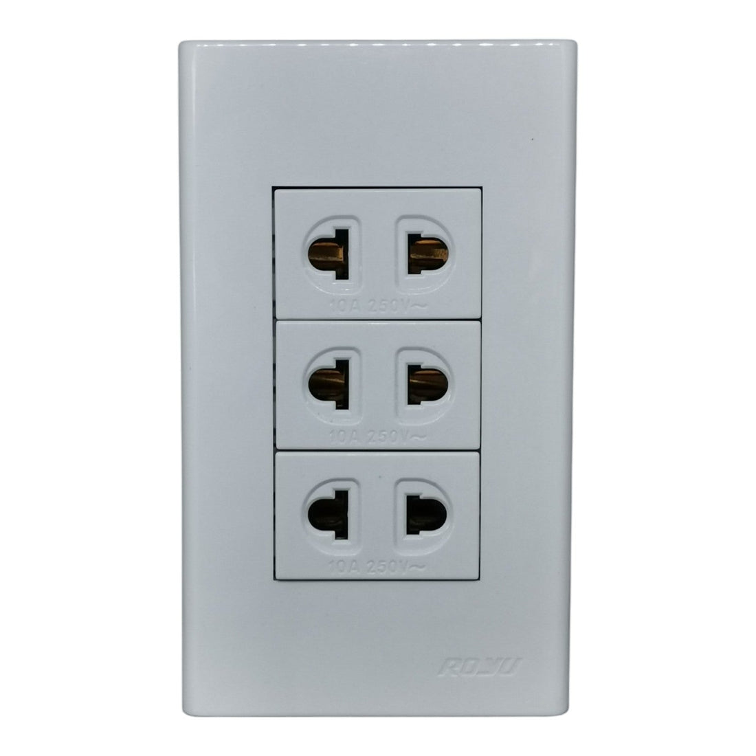 Royu 3 Gang Universal Outlet with Plate Wide Series 10A 250V RWP33XRWO1 WD115