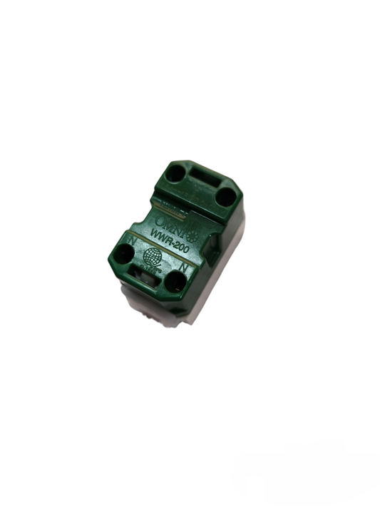 Omni Flat Pin Outlet Device Wide Series 15A 250V WWR-200