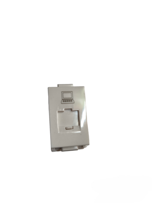 T&J Universal Outlet Device 16A 250V