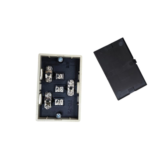 DX 2 Way Splitter for Coaxial Type CATV ED-772SL