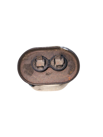 Rusty 20uF 370V running capacitor electrical circuitry part from China with two terminals