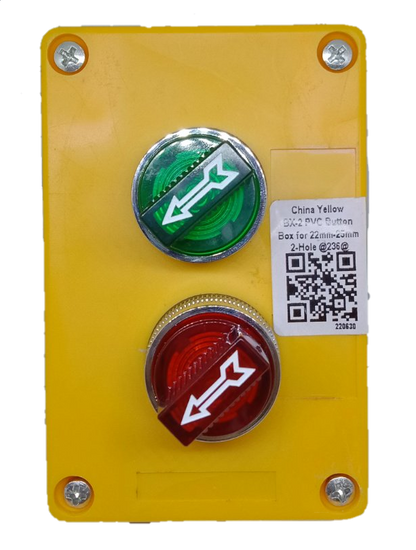 Auspicious 22mm 220V selector switch with box featuring green and red arrow buttons on yellow panel