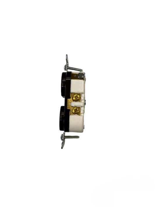 Eagle Duplex Universal Outlet with Ground 15A 250V CAT 828B