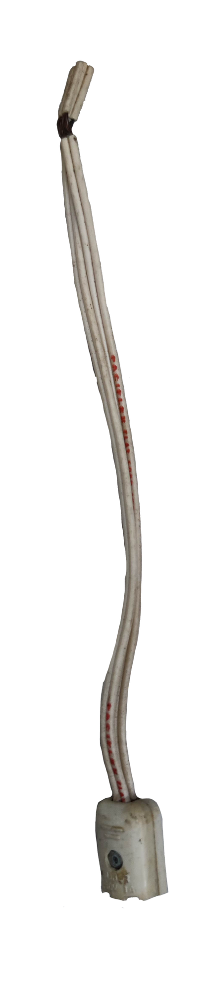 4 pin lamp socket 220V with flexible wiring for easy installation and secure electrical connections