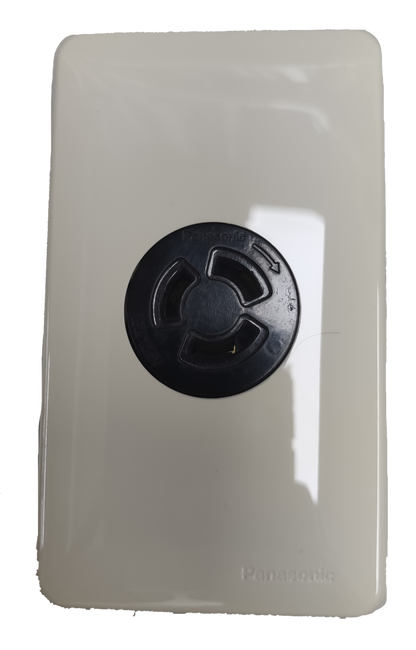 Panasonic 15A P Twist Lock Outlet with Plate 2P+E (3P) 125V (ML-1) WF2315 and WNF6253W-8 , Twistlock Outlet with Plate 15A 2P+E