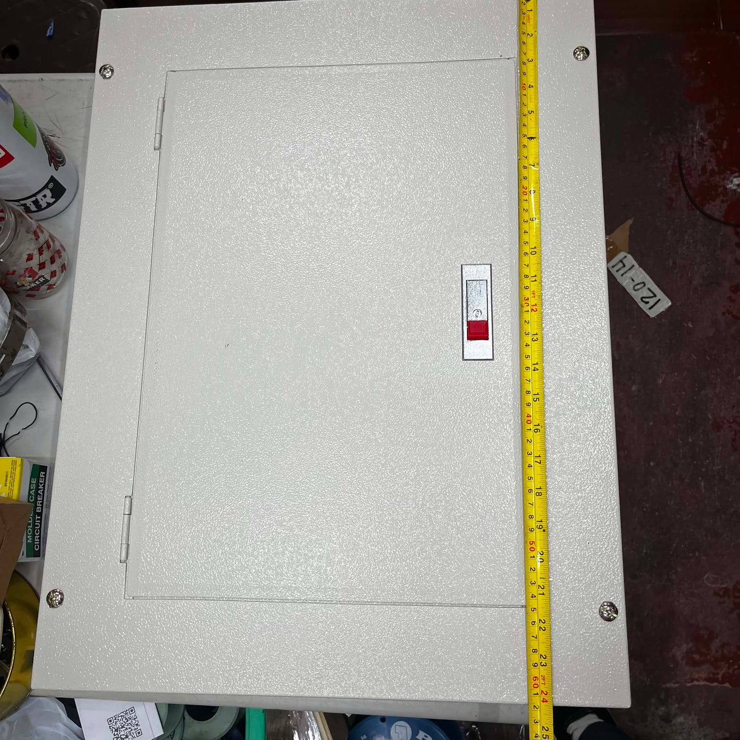 Panel Box for Schneider Circuit Breaker Main EZC100H 3Pole MCCB 18 Branches EZC100H 1 Pole, 8 Branches 2 Pole, 6 Branches 3 Pole MCCB with Neutral and Grounding Nema 1