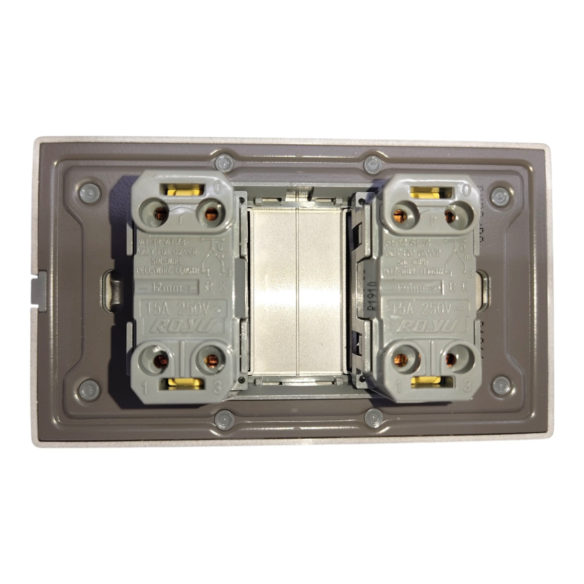 Royu 2 Gang 3 Way Switch 15A 220V with Plate Cover Dark Gray PLANO Series (RMP2/DG)/(RMS3/DG-2PCS)
