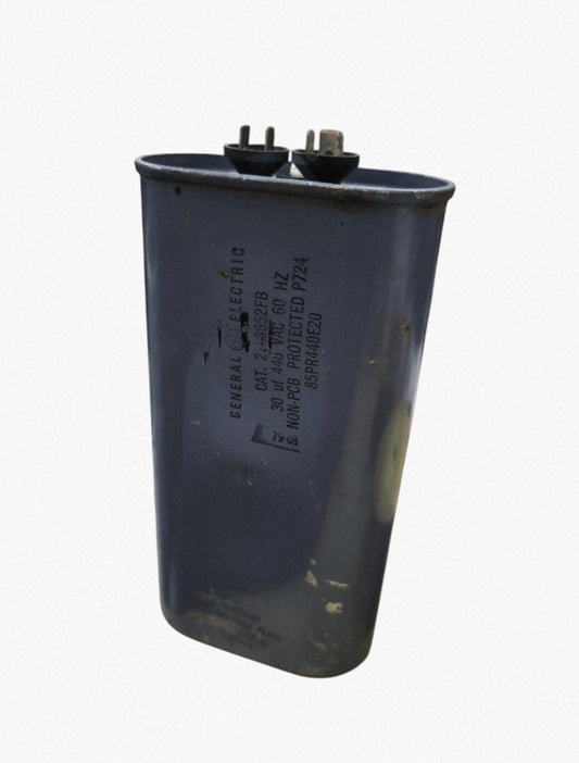 GE 30 uf 440VAC 60HZ Non-PCB Protected P724 Capacitor 21L3652FB ( REFURBISHED) for Display Only 25 uf 440VAC  Capacitor