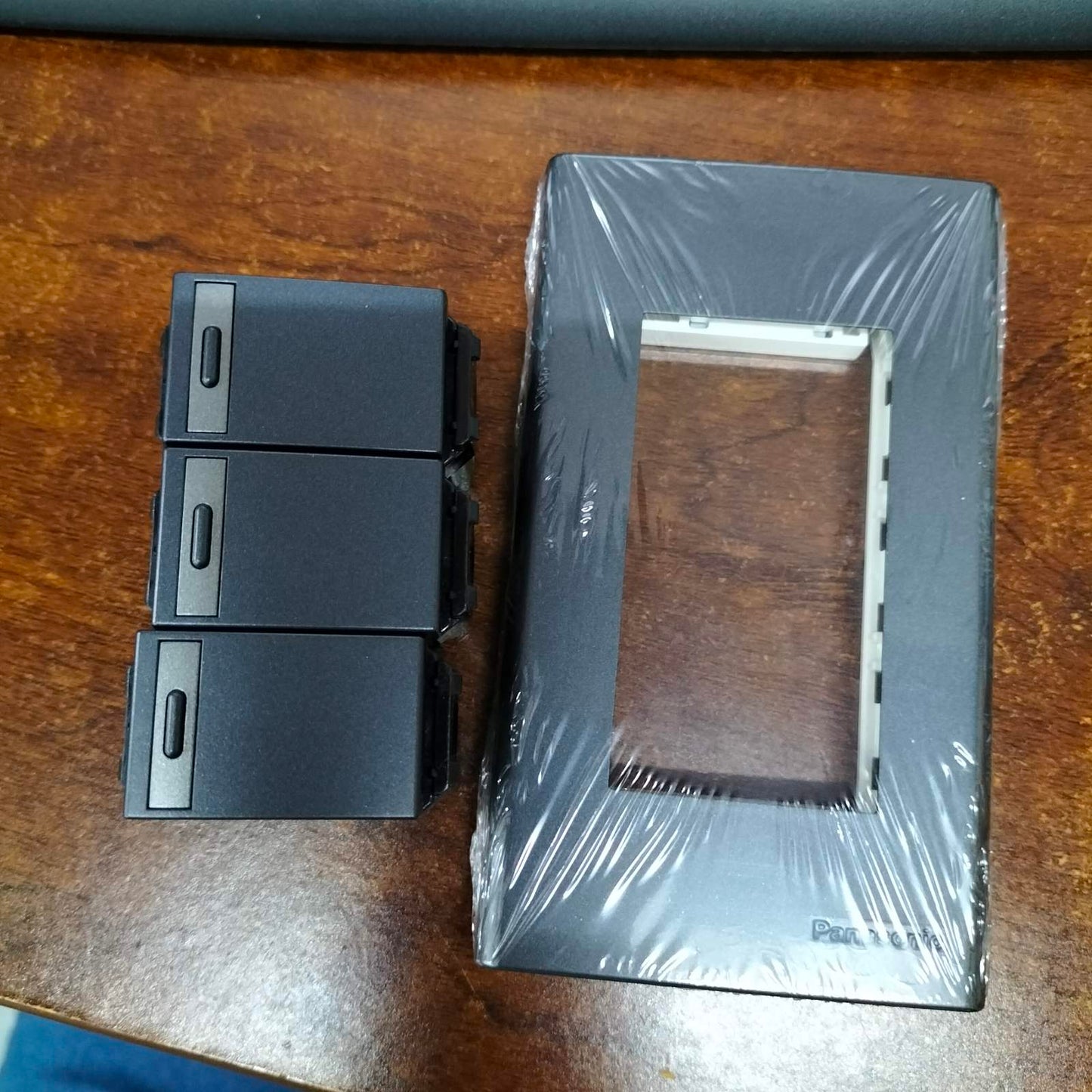 Panasonic Non-Illuminated 3 Gang Switch Refina series 1 way (Metallic Black)